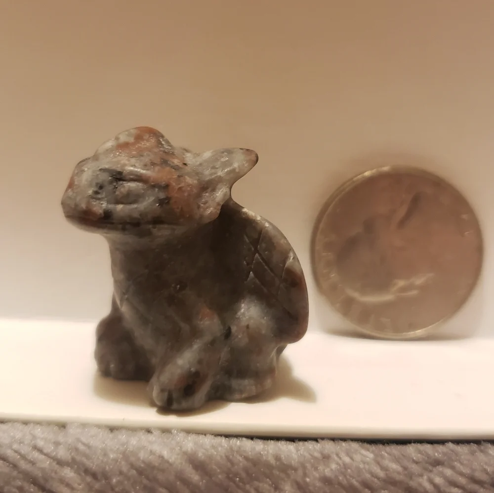 Yooperlite Toothless Carving - Picture 6 of 13